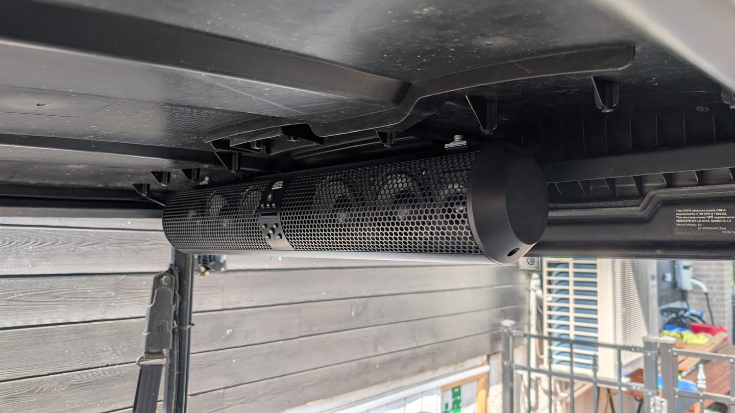 Customer photo review of 6 Speaker UTV Bluetooth Sound Bar for 1.56"-2.25" Roll Bar