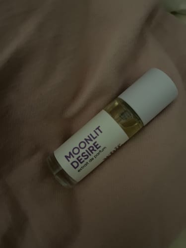 Customer photo review of Moonlit Desire