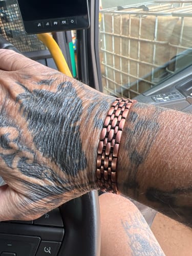 Customer photo review of Riders' Copper Bracelet