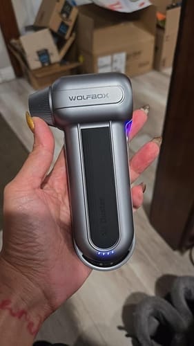 Customer photo review of Wolfbox MF100 Compressed Air Duster - Super Power Electric Compressed Air Duster