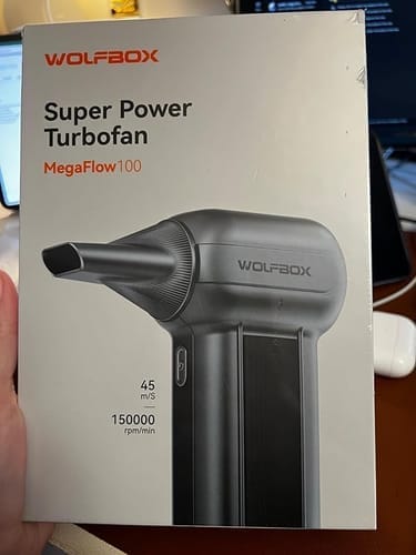 Customer photo review of Wolfbox MF100 Compressed Air Duster - Super Power Electric Compressed Air Duster