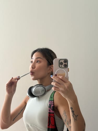 Customer photo review of OUTGLOW - Radiance Tri-Factor™ Jelly