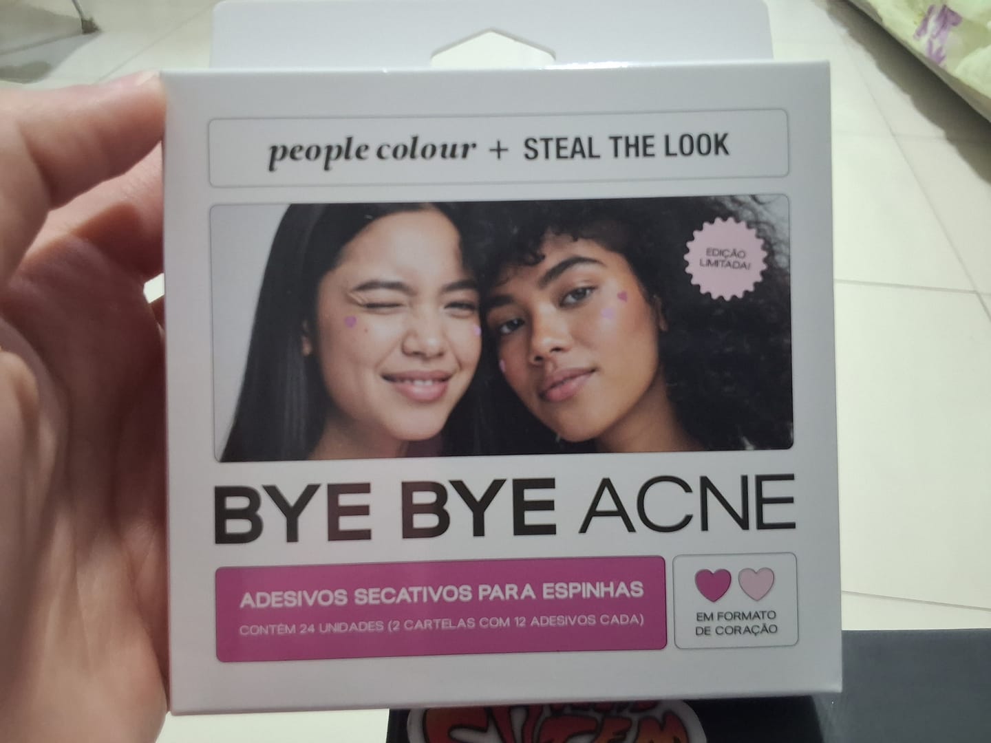 Customer photo review of Adesivos Secativos para Espinhas - Bye Bye Acne
