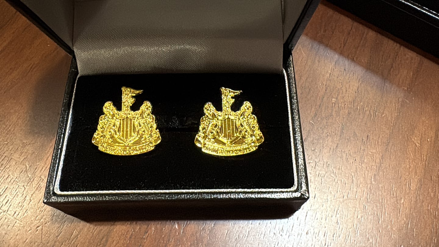 Customer photo review of Newcastle United FC Gold Plated Cufflinks