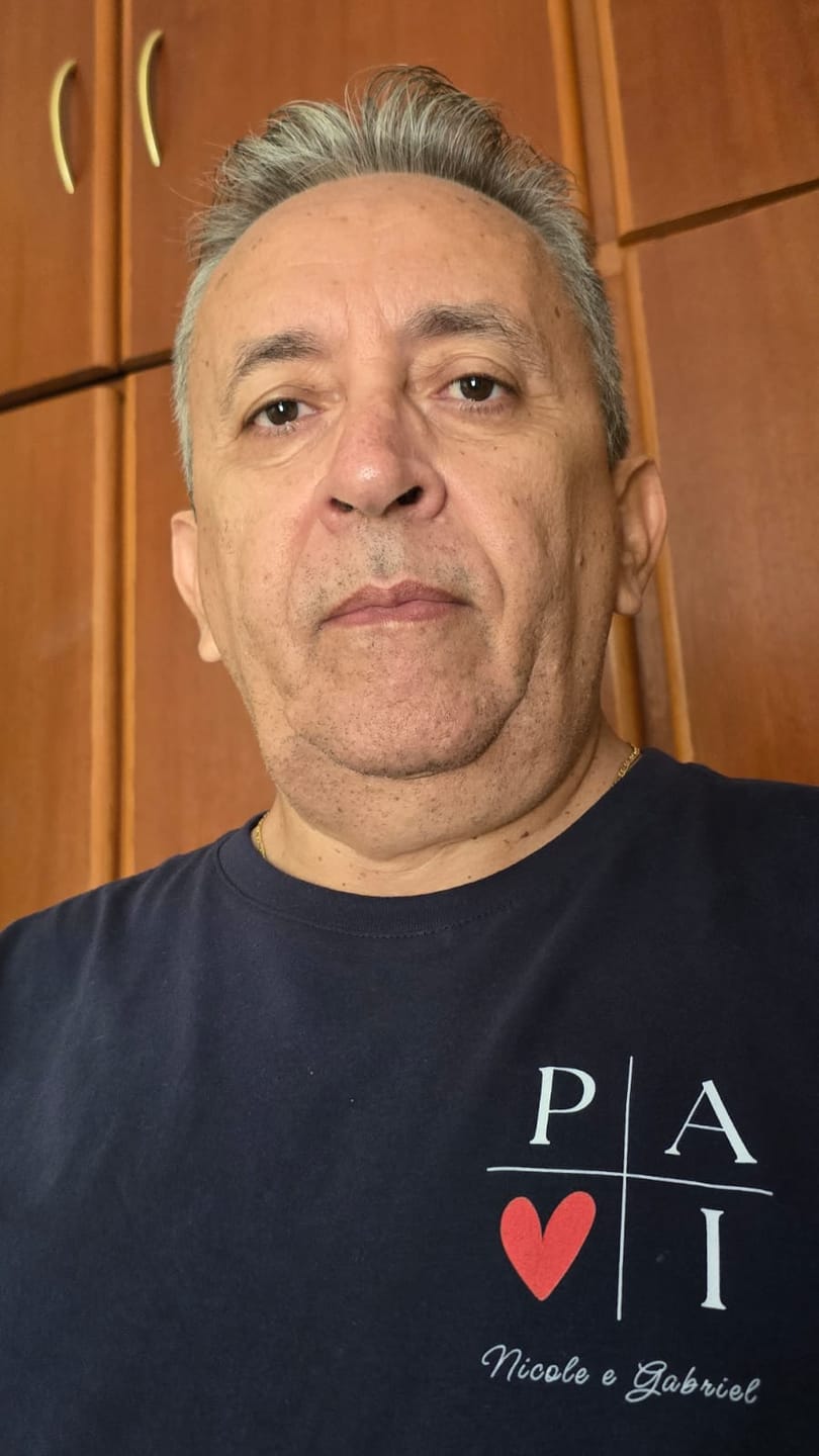 Customer photo review of Camiseta Personalizada PAI MINIMALISTA - 100% Algodão
