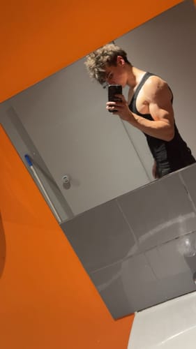 Customer photo review of Tank Top "Eclipse"