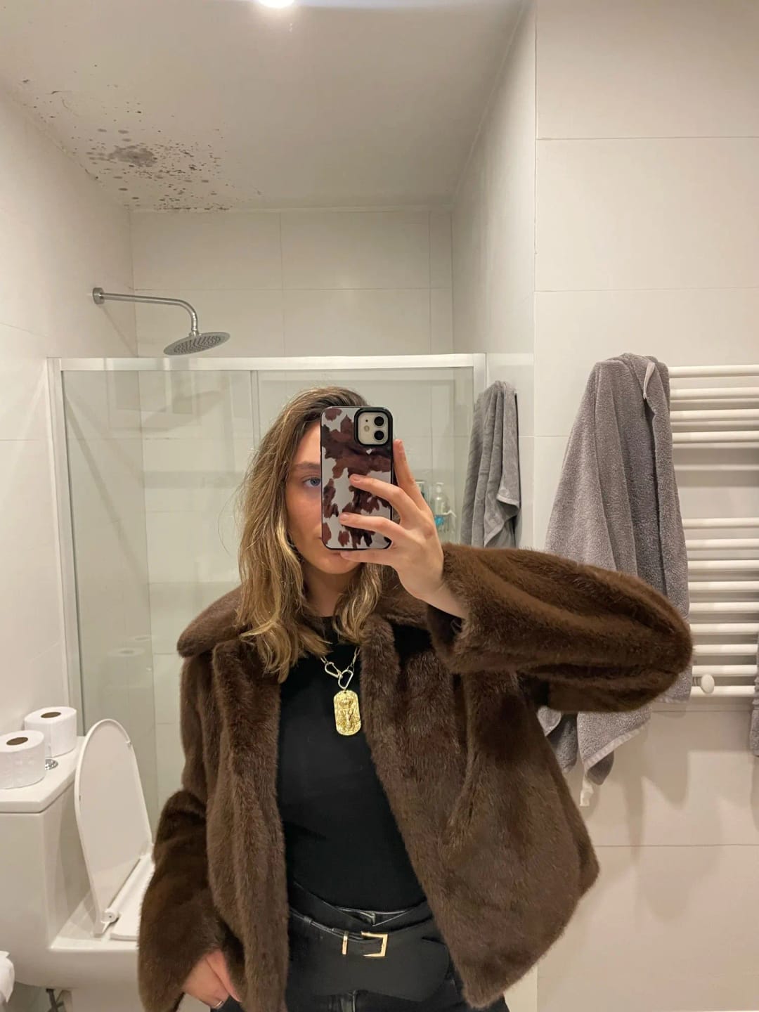 Customer photo review of Charlene - Stylish Brown Long-Sleeved Autumn Winter Jacket with Elegant Button Embellishments