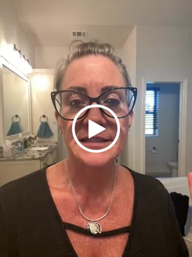 Customer video review of Besque™ Magic Body Oil - 100ml