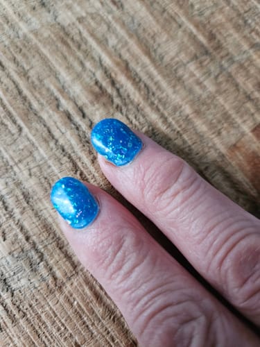 Customer photo review of D811 Jelly Sandals Blue Flake Dip Powder