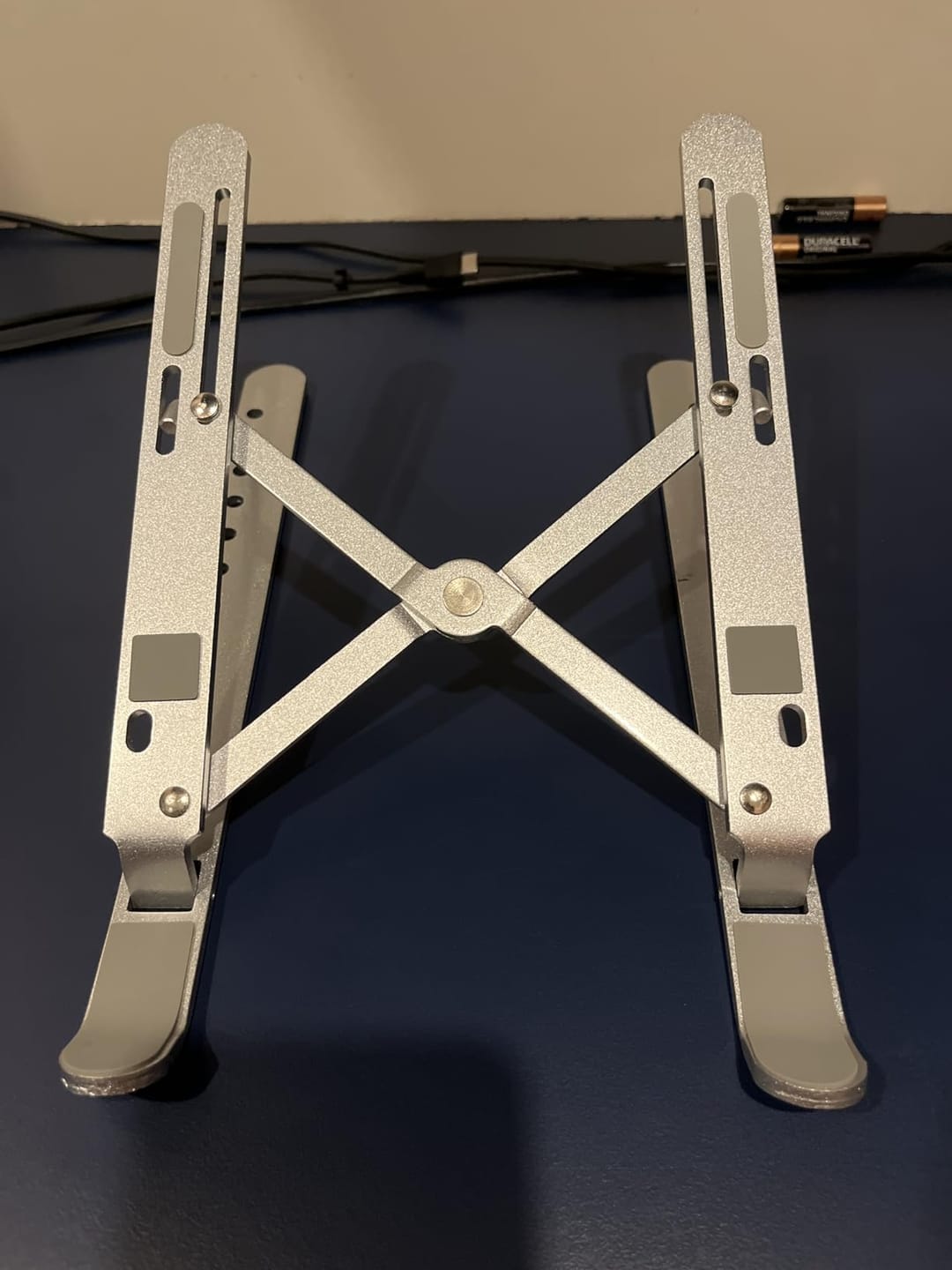 Customer photo review of Aluminum Adjustable Laptop Stand