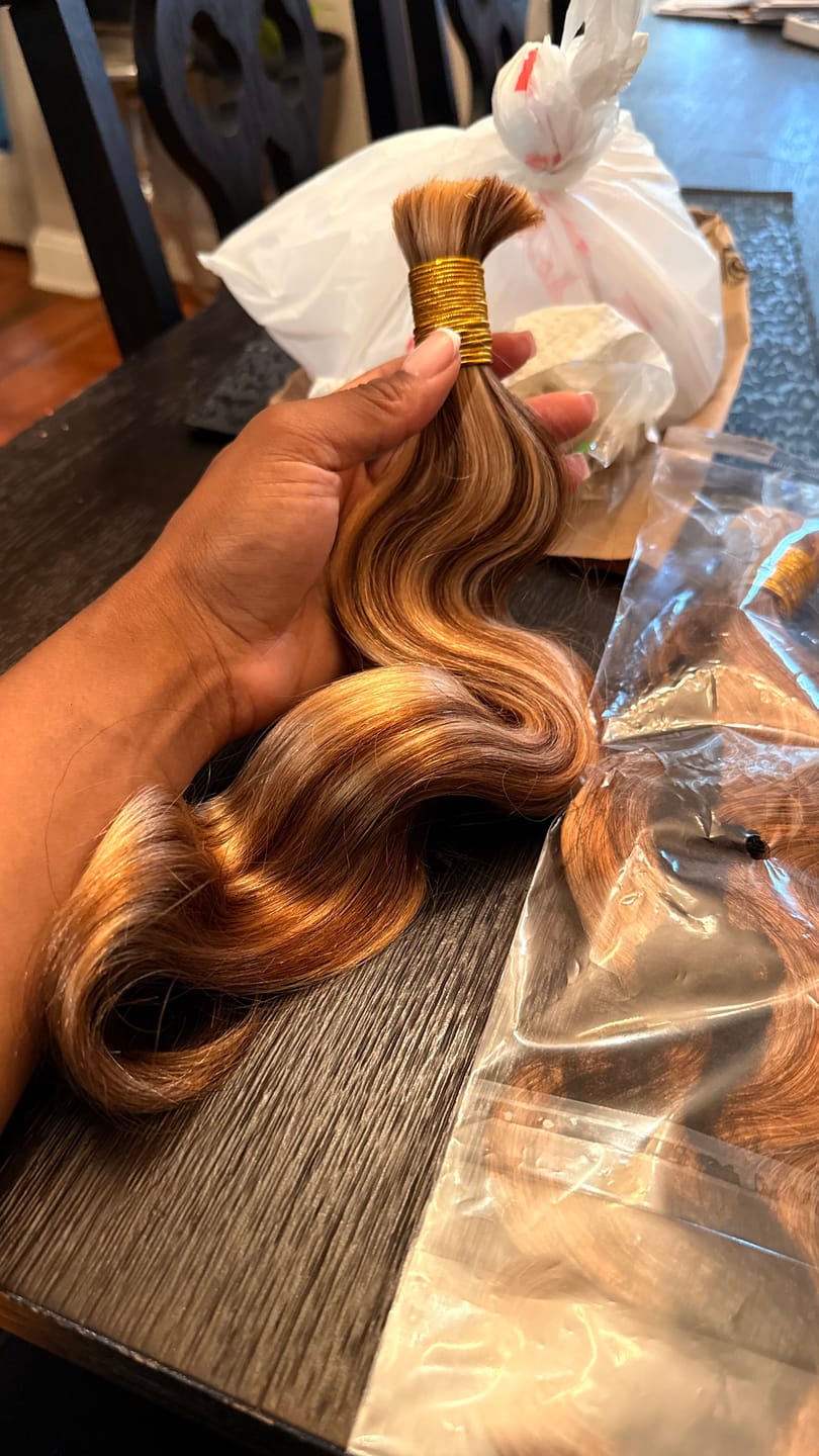 Customer photo review of #27/#30/#613 Mix Color Blend Body Wave Bulk Human Braiding Hair