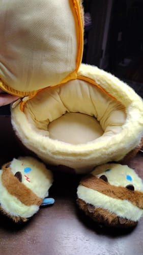 Customer photo review of 30CM OLAOLA Original Cute Honey Jar Bees Dolls Soft Stuffed Dolls Animals Food Plush Toys Plushies Birthday Gift