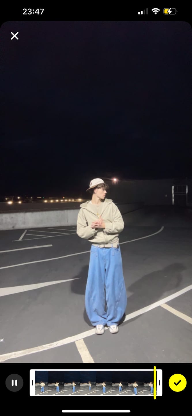 Customer photo review of Aelfric Eden Super Baggy Drawstring Waist Jeans