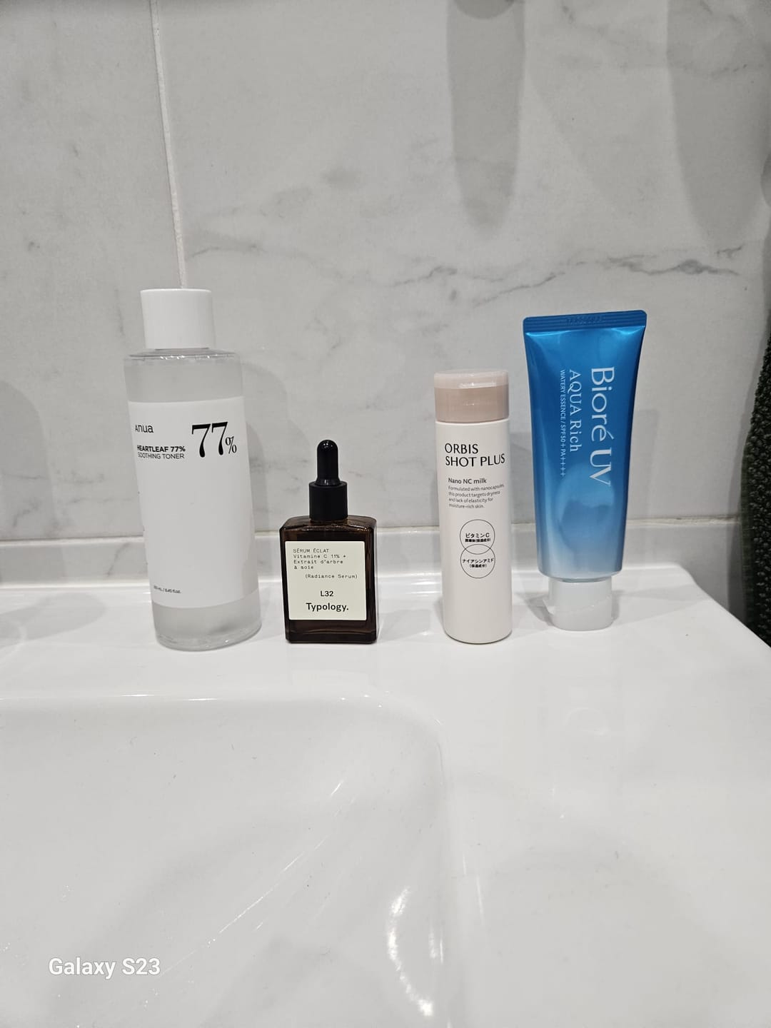 Customer photo review of Biore UV Aqua Rich Watery Essence SPF 50+ PA++++ 70g/100g