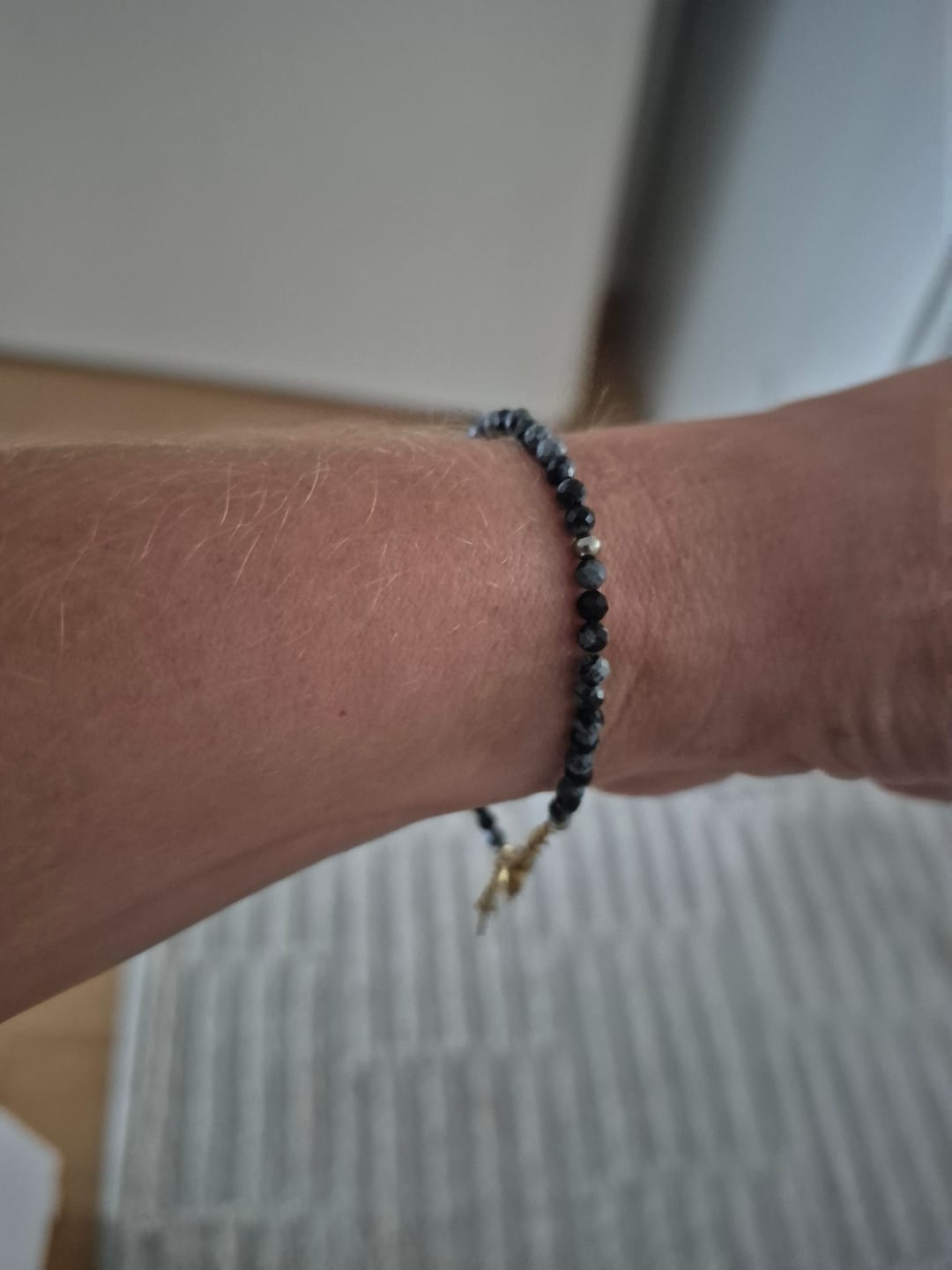 Customer photo review of Obsidian Armband - Schneeflockenobsidian