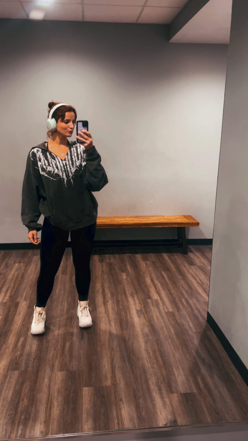 Customer photo review of 5082 - Anarchy Hoodies