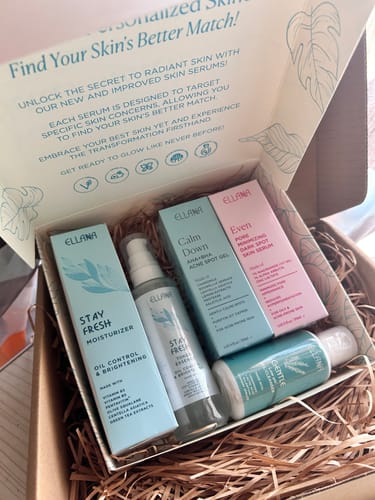 Customer photo review of Stay Fresh Moisturizer Controls Oil and Brightens