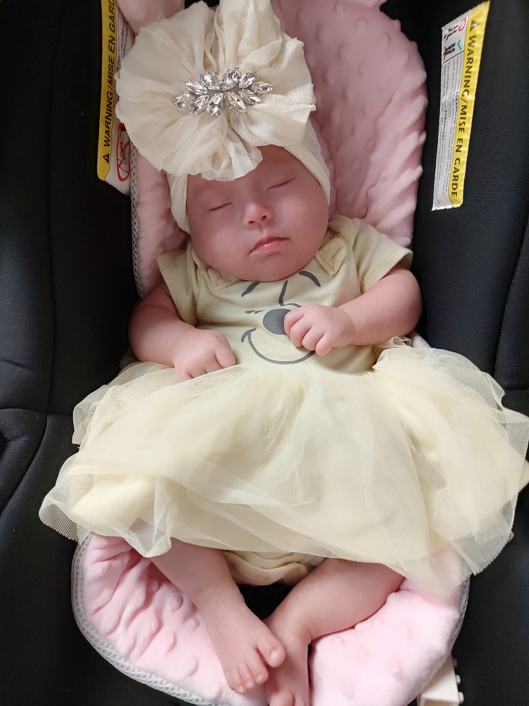 Customer photo review of Fancy Feather Ruffled Headband