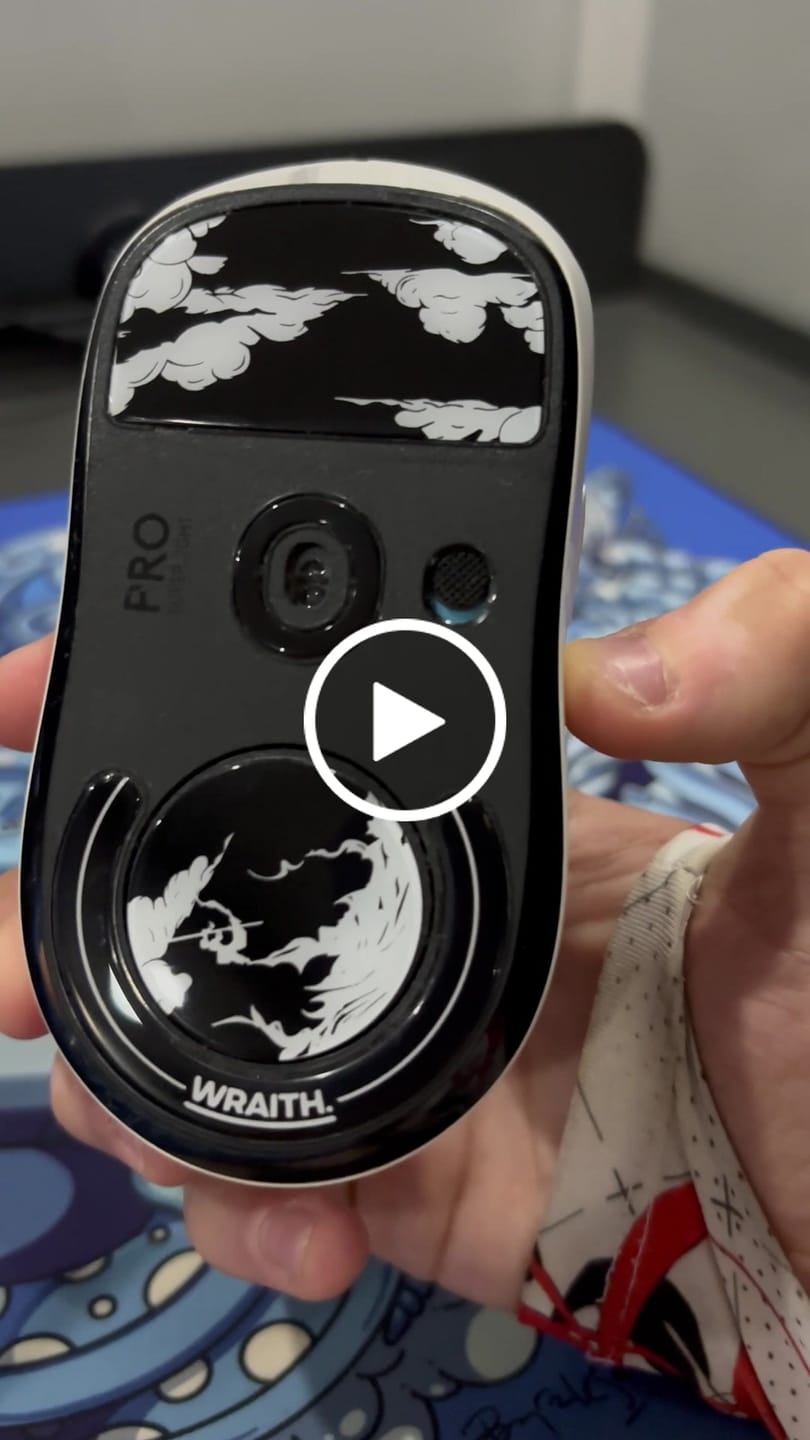 Customer video review of Wraith Glass Mouse Skates