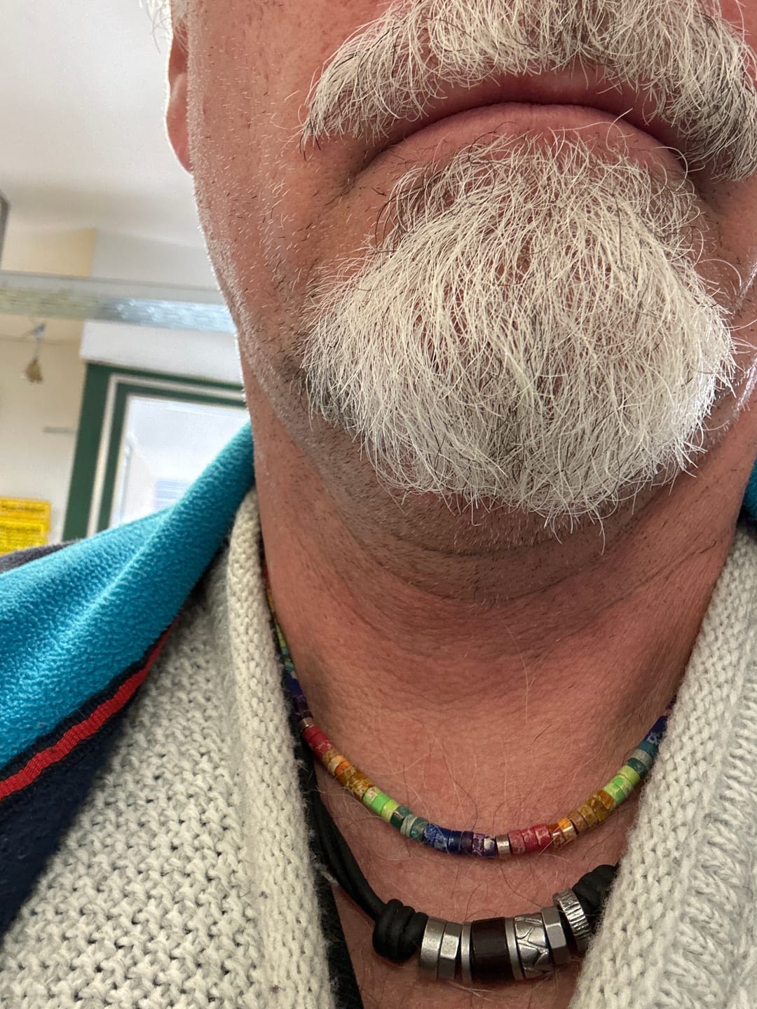 Customer photo review of 7 Chakren Energiearmband aus Jaspis