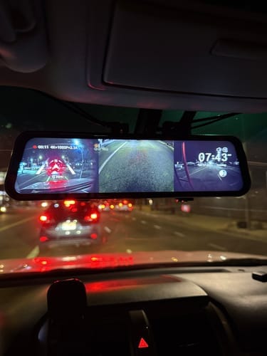 Customer photo review of WOLFBOX G900 TriPro Bumper Version 3 Channel Rearview Mirror Dash Camera Mirror Cam
