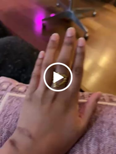 Customer video review of ADJUSTABLE TEXTURED HEART RING - GOLD