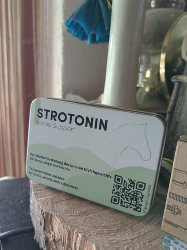 Customer photo review of Strotonin Horse Support