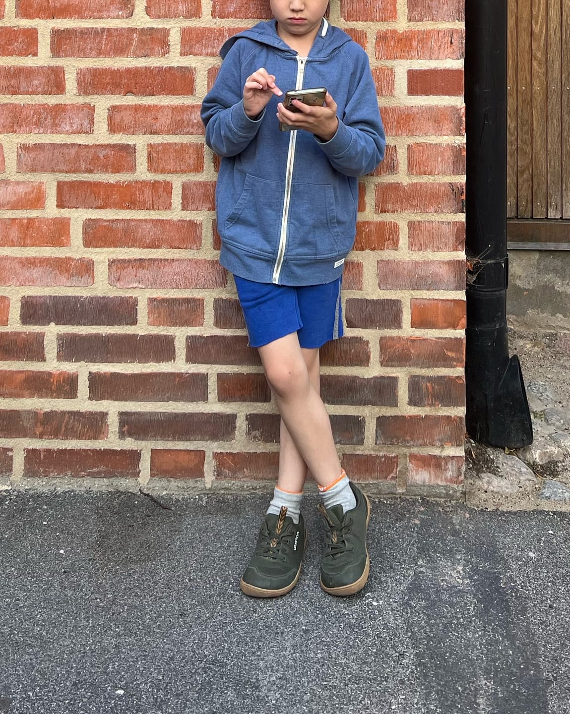 Customer photo review of Vaistoa Kiva Kids | Mesh Barefoot Sneakers