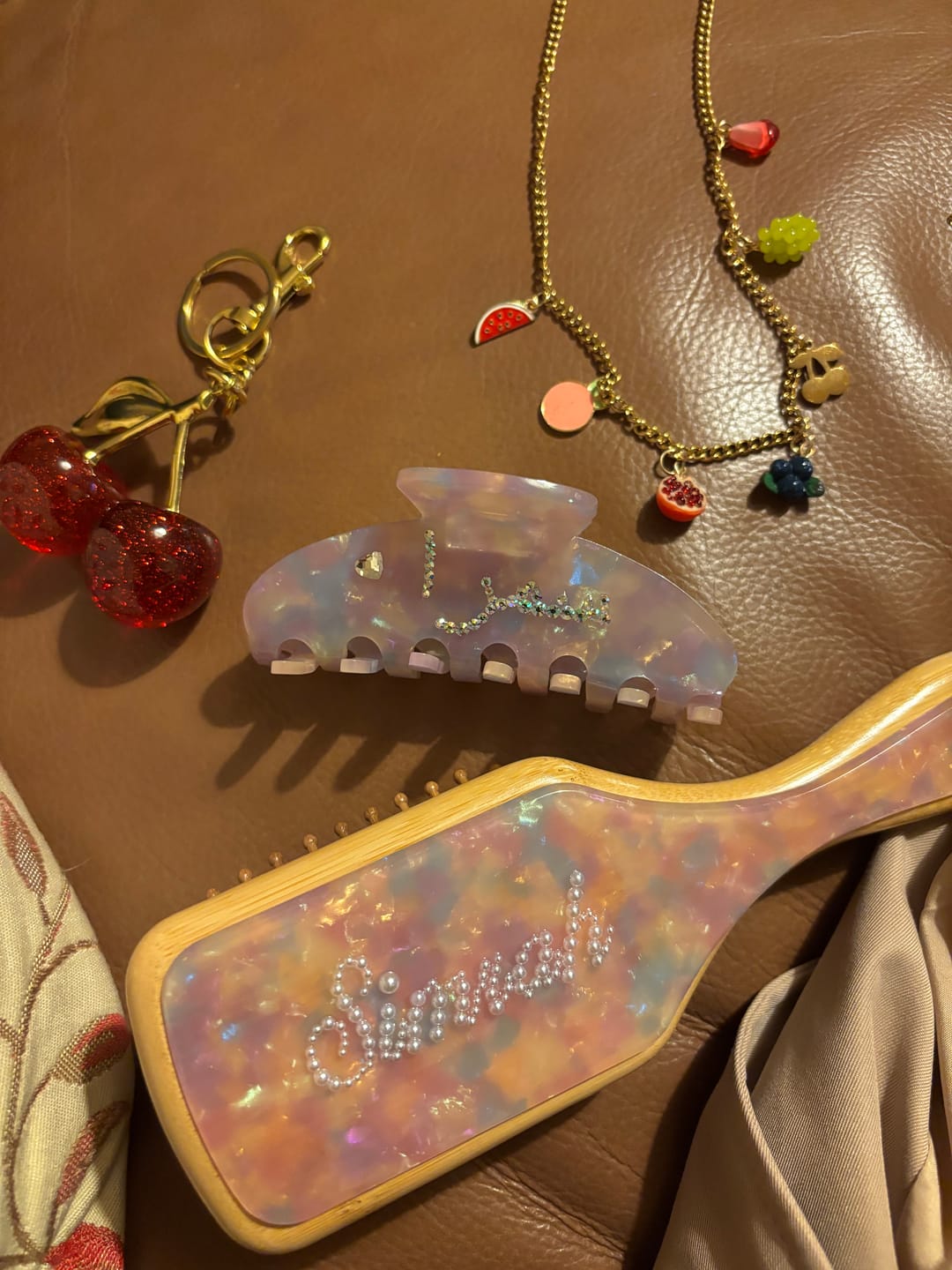 Customer photo review of Custom Hair Claw + Brush Bundle