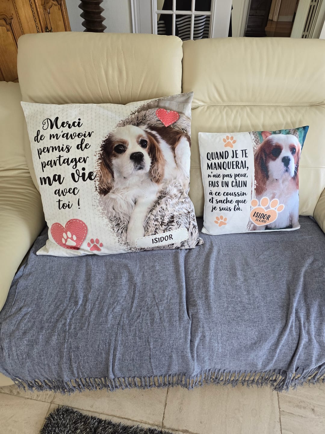 Customer photo review of Merci - Coussin personnalisé