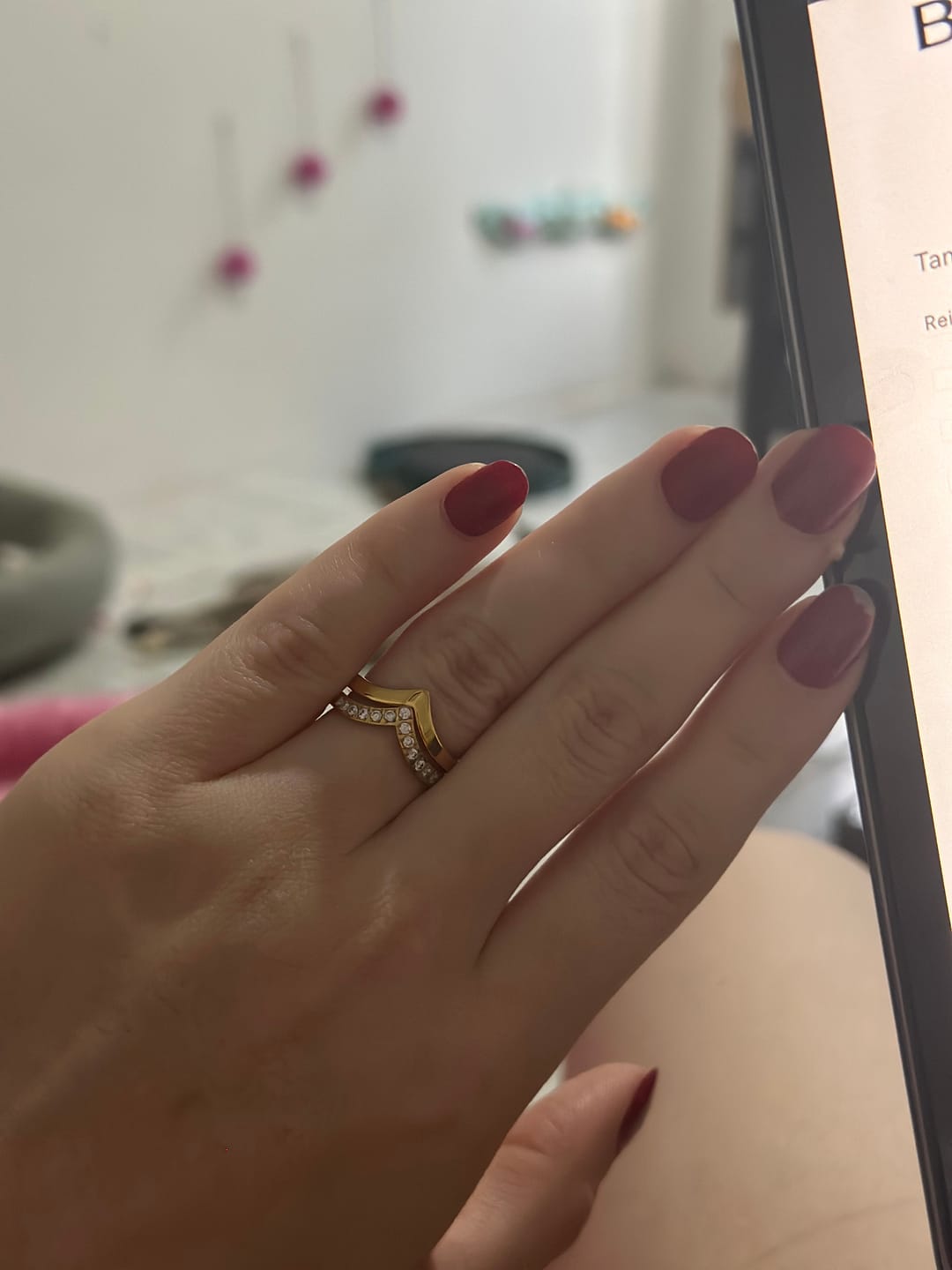 Customer photo review of Anel Diadema com Pedras Brilhantes Banhado em Ouro 18k