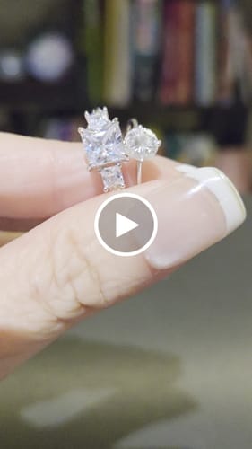 Customer video review of ALAIA