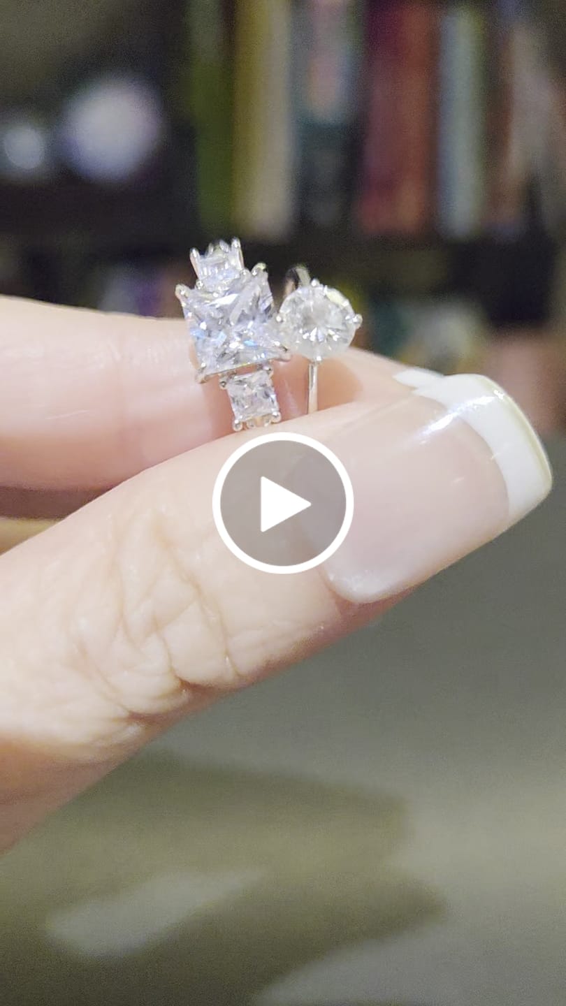 Customer video review of ALAIA