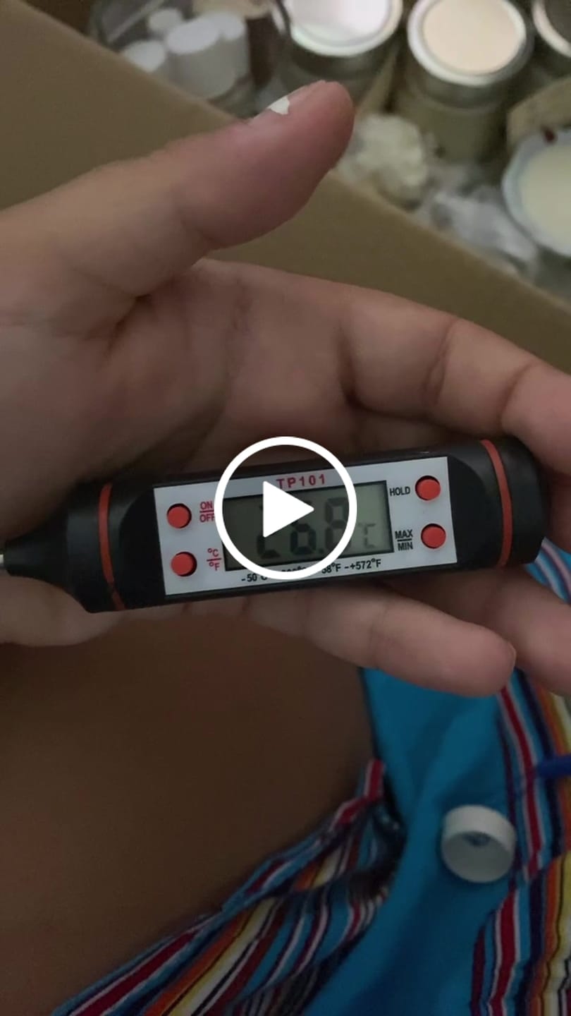Customer video review of Termómetro digital para fabricación de velas