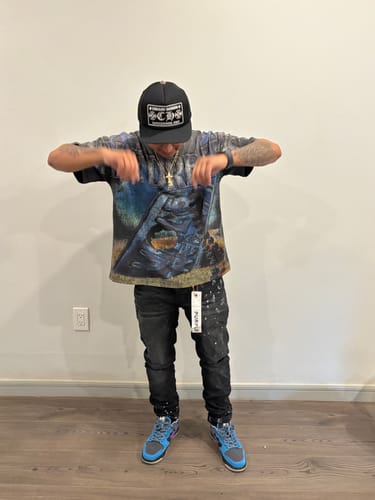 Customer photo review of Vale Forever Dog Tag Big Tee Black