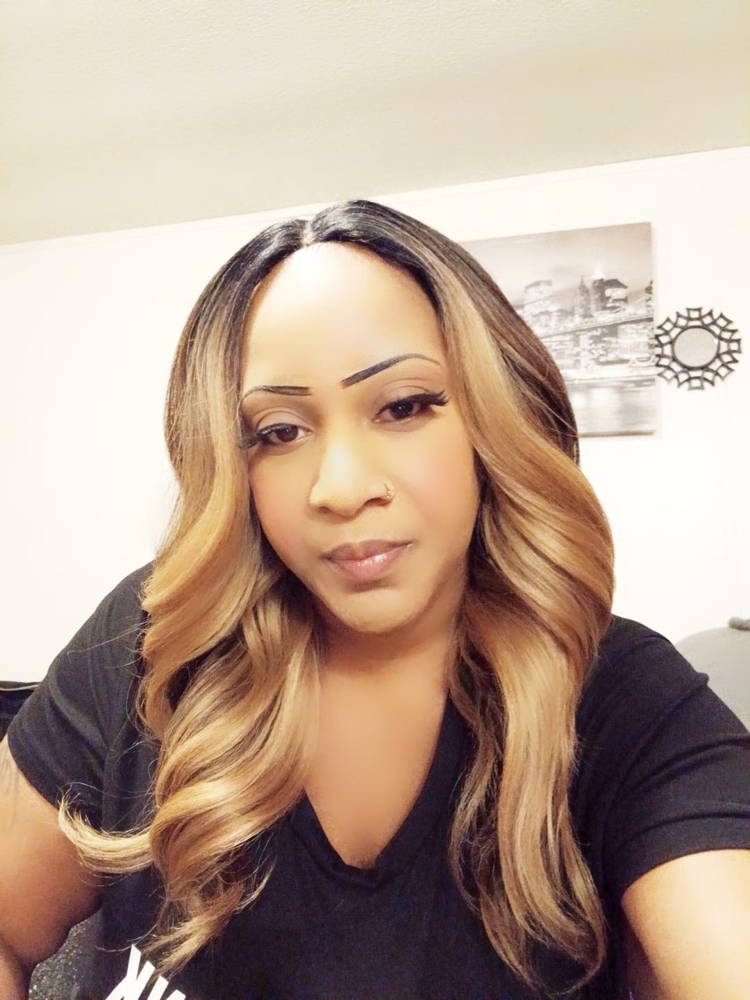 Customer photo review of Shake N Go Equal 5" Lace Part Wig - VALENTINO