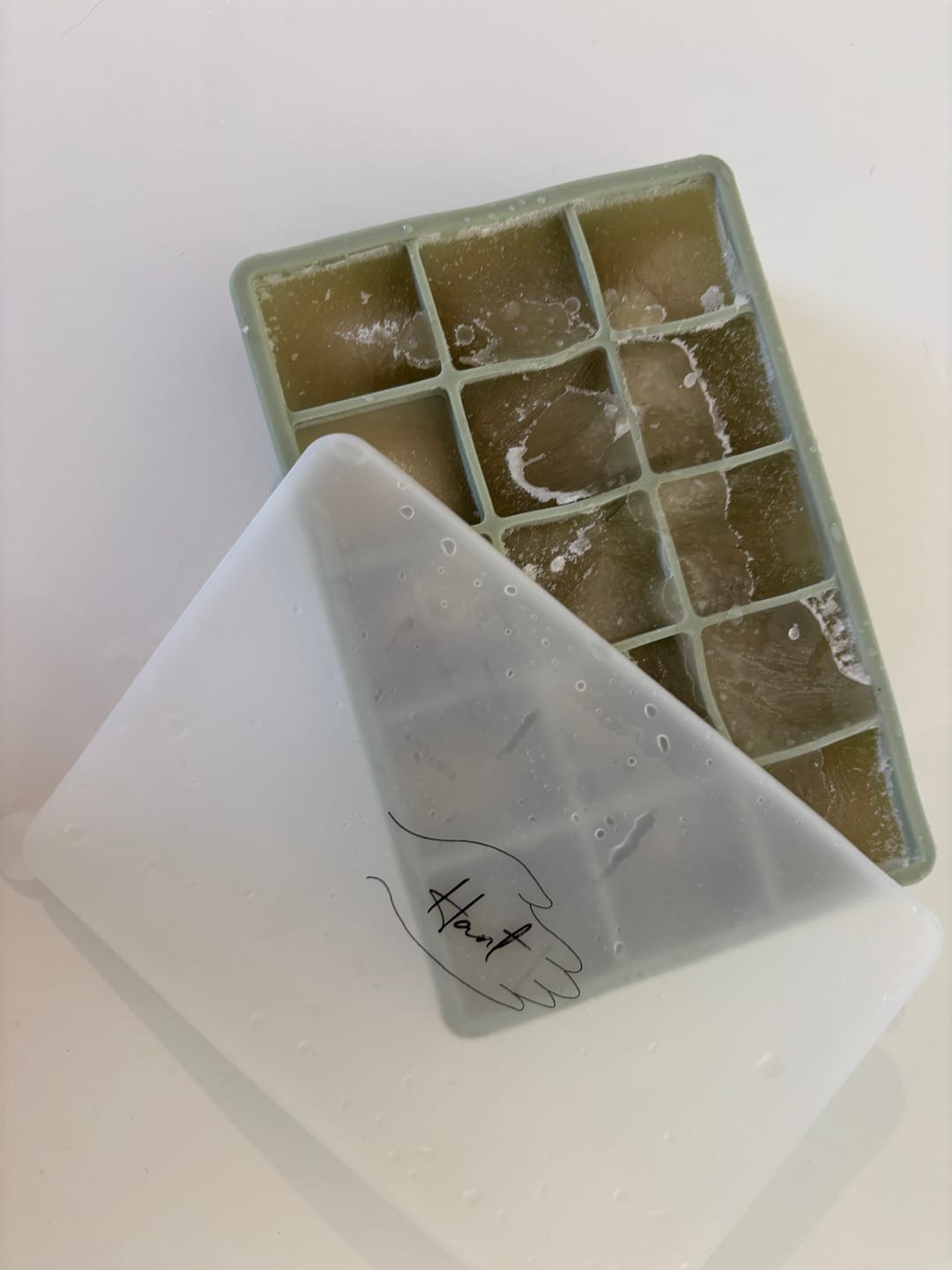 Customer photo review of Silicone Ijsblokjestray XL - Voeding Veilig - Capaciteit 400mL