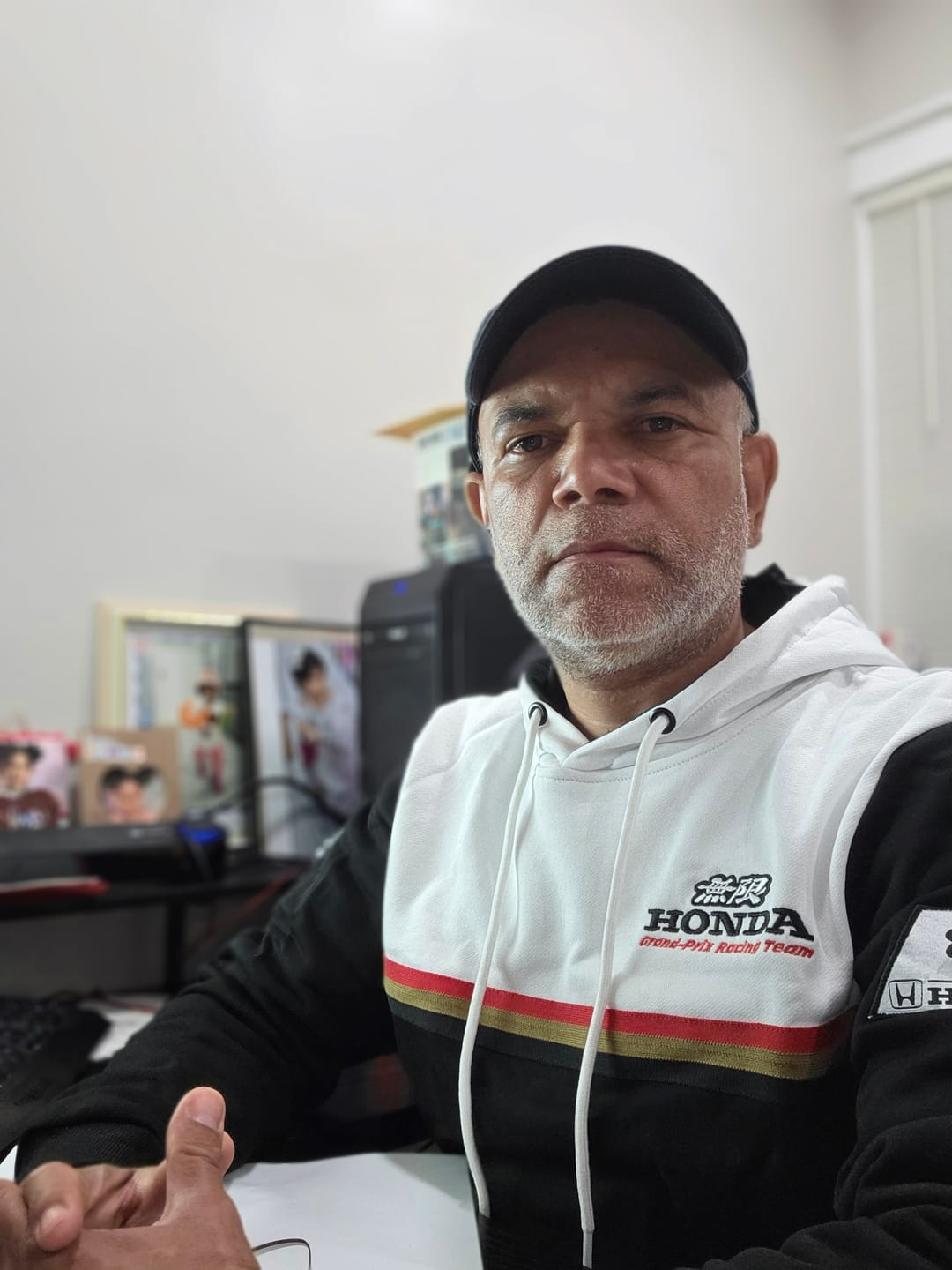 Customer photo review of 1996 Mugen-Honda F1 Team Hoodie