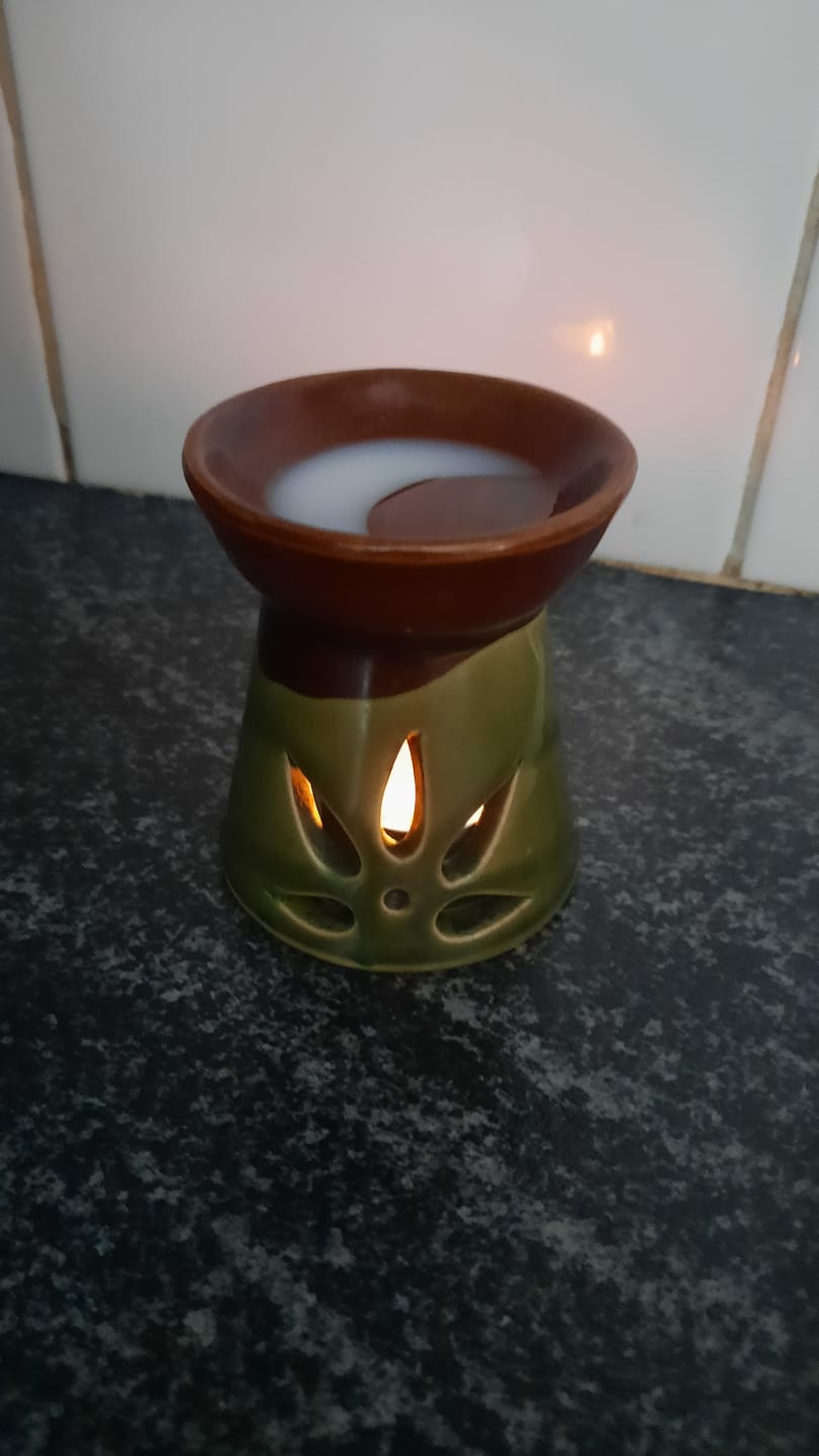 Customer photo review of Inspired by English Pear & Freesia - 13 - Wax Melt Bar