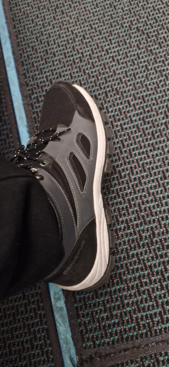 Customer photo review of Bacca Bucci ENDURO High-Top Outdoor Hiking Boots