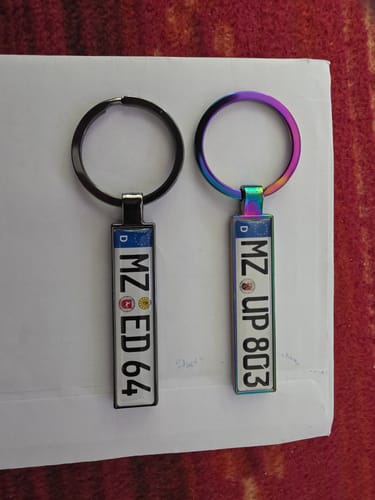 Customer photo review of Kennzeichen Schlüsselanhänger Mini Nummernschild Metall