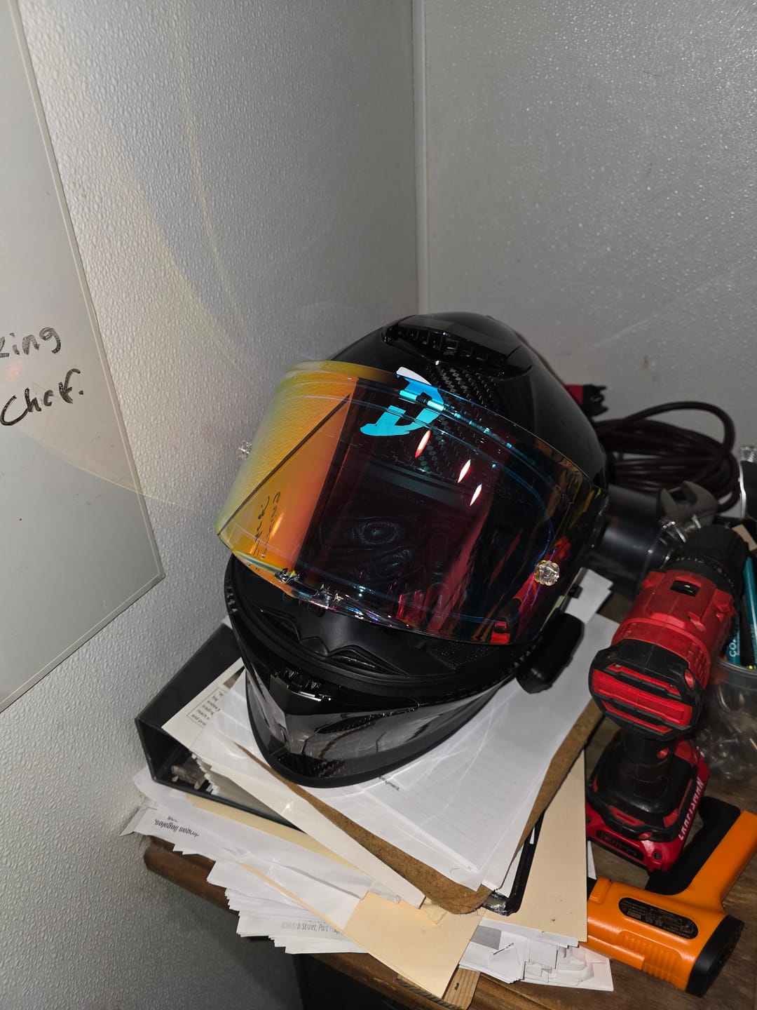 Customer photo review of D.O.T. & ECE Daytona Viper- Grey Carbon Fiber