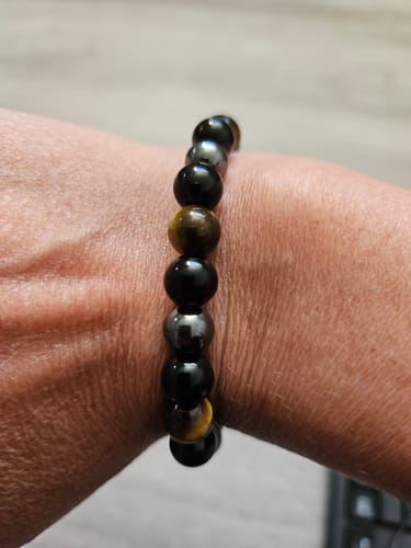 Customer photo review of Bracelet "Triple Protection" en Hématite, Oeil de Tigre et Obsidienne