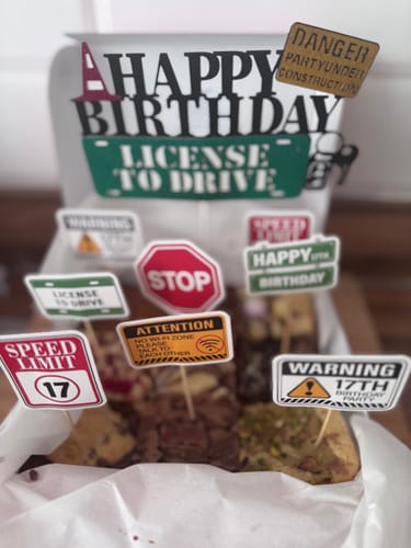 Customer photo review of Brownie & Blondie Mixed Box