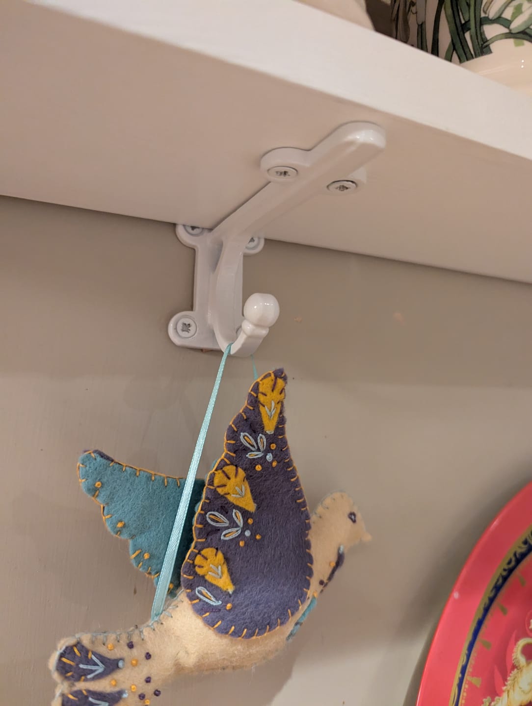 Customer photo review of 4 Inch Chiltern Cast Iron Shelf Bracket