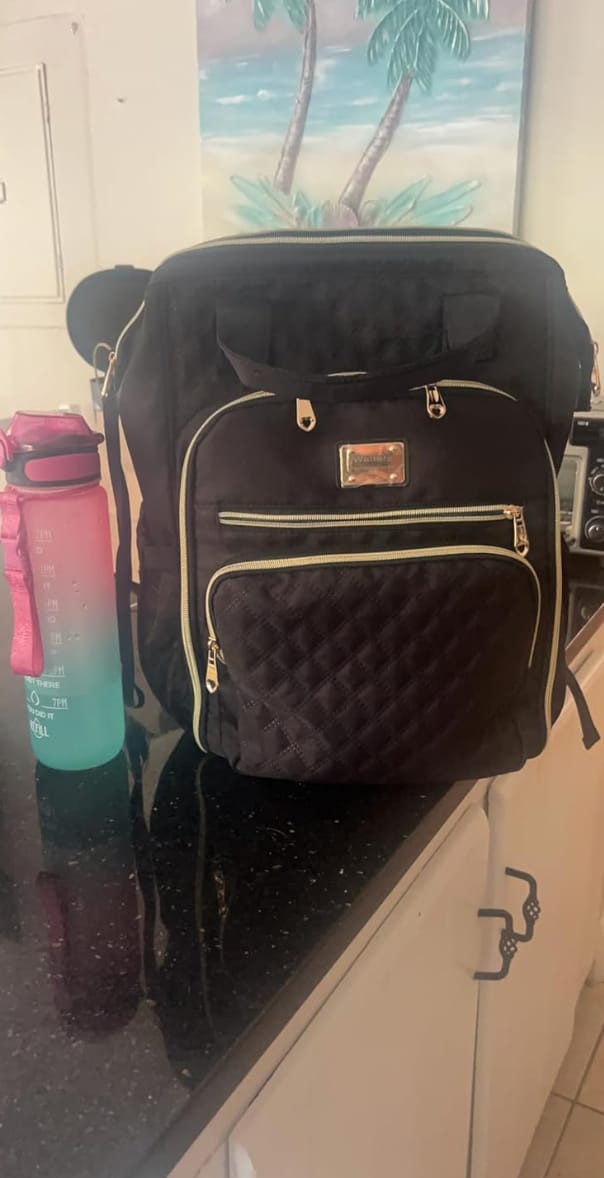Customer photo review of Mochila 3 en 1 con Lonchera Incluida
