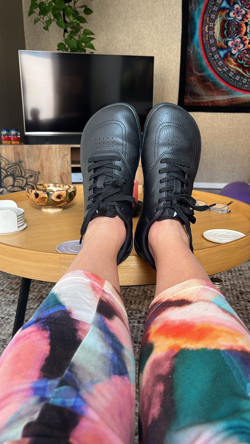 Customer photo review of Vaistoa Katu 2 | Barefoot Sneakers