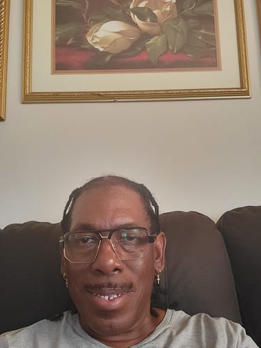 Customer photo review of Instant Dye Shampoo