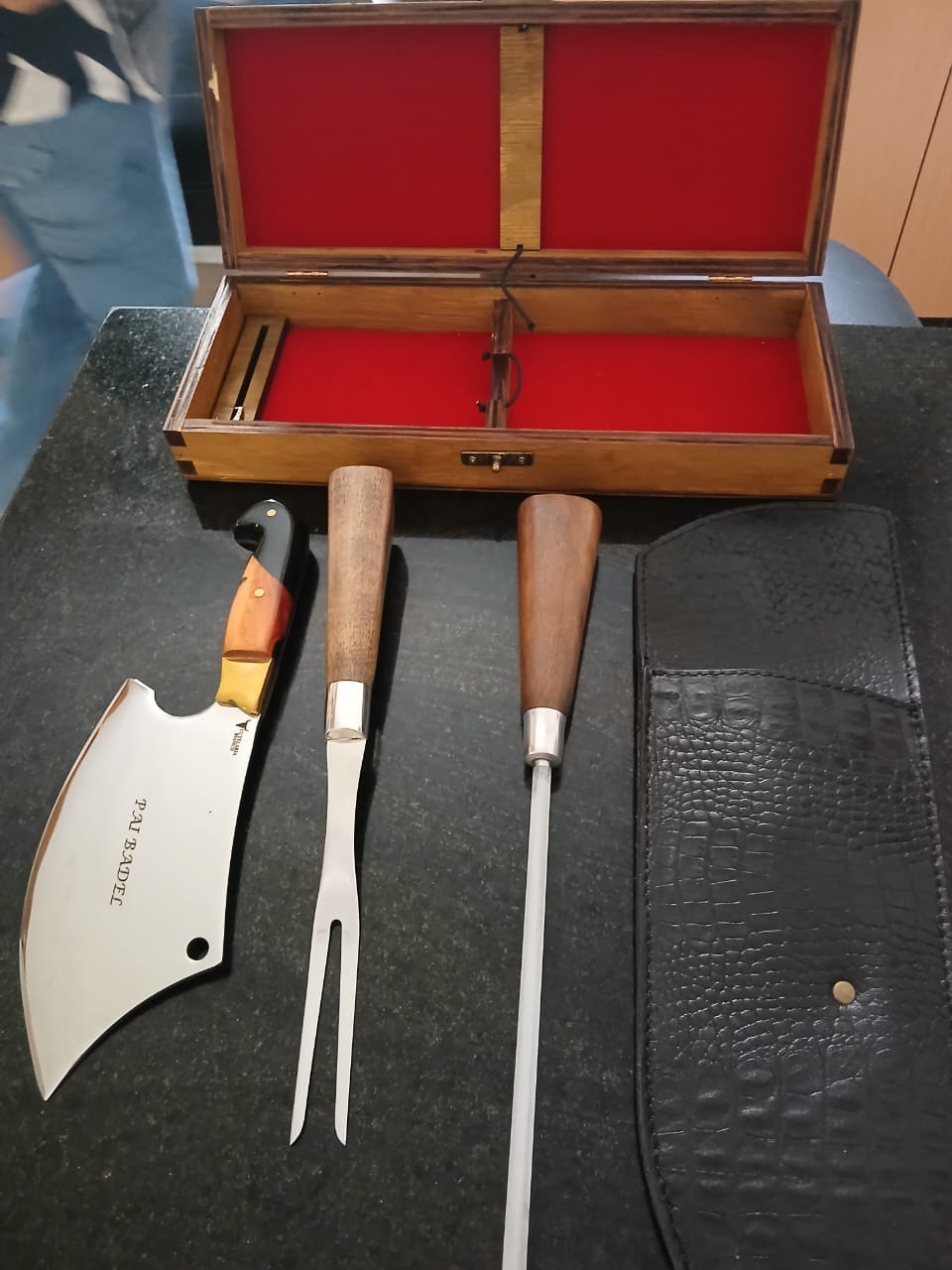 Customer photo review of Cutelo Artesanal Modelo Viking