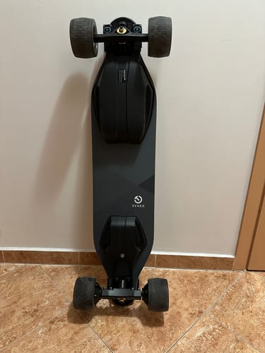 Customer photo review of Tynee® Ultra Hub Motor Electric Skateboard & Longboard